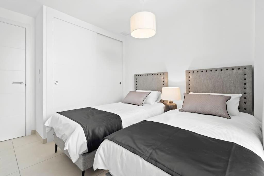 Luxury 2 Bedroom Apartment Walk To Beach Rdr423 Marbella Zewnętrze zdjęcie